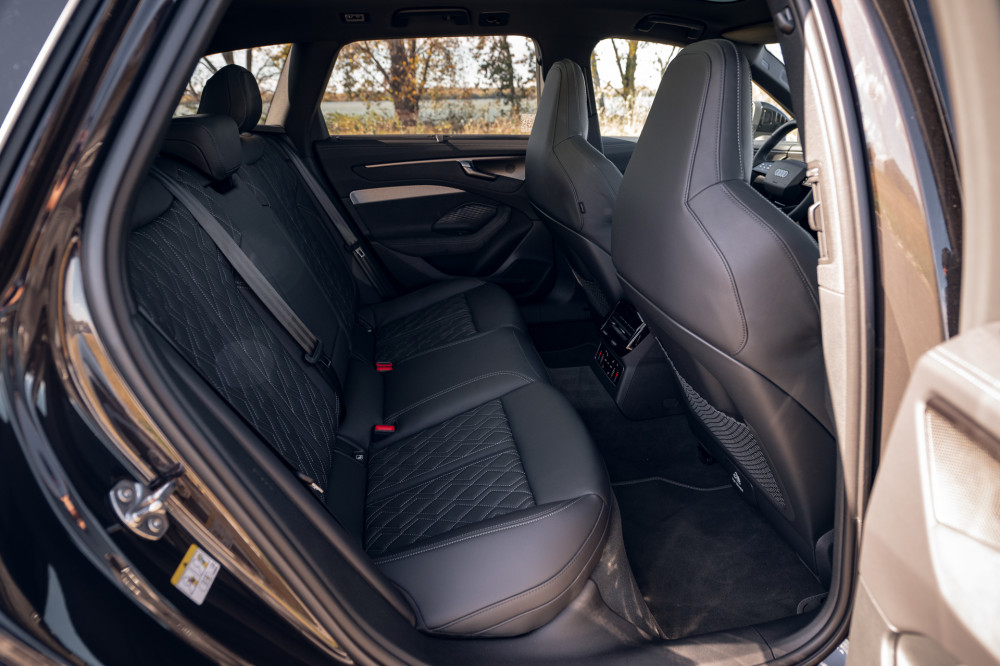 Audi A6 Avant 3,0 TFSI quattro (C9) test